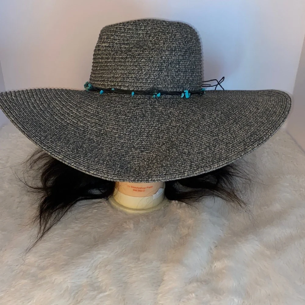 Steve Madden 100% Paper Yarn Women’s Large Brim Adjustable Floppy Hat Size OS